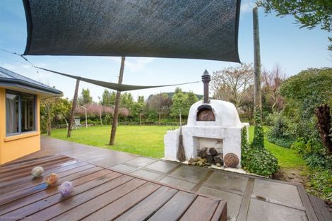 Photo of property in 12 Whiting Drive, Wakefield, 7025