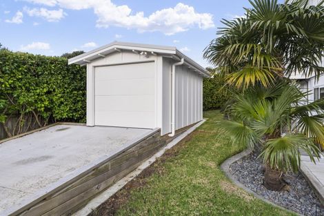 Photo of property in 246 Onemana Drive, Onemana, Whangamata, 3691