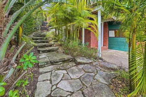 Photo of property in 2/58 Glencoe Road, Browns Bay, Auckland, 0630