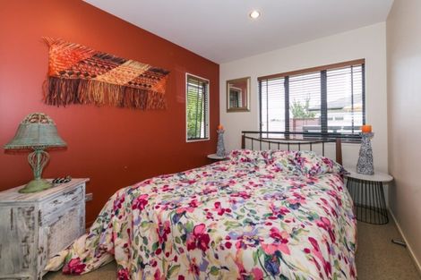 Photo of property in 6 Bourke Place, Havelock North, 4130