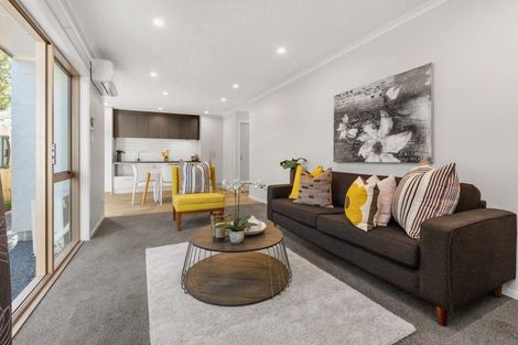 Photo of property in 2/10 Gazeley Avenue, Silverdale, Hamilton, 3216