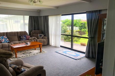 Photo of property in 17 Winston Street, Tikipunga, Whangarei, 0112