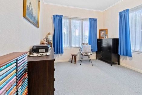 Photo of property in 58 Royal Road, Massey, Auckland, 0614