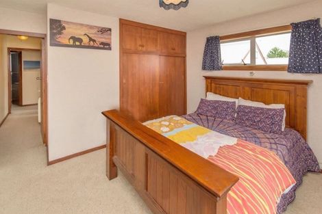 Photo of property in 92 Lowry Avenue, Redwood, Christchurch, 8051