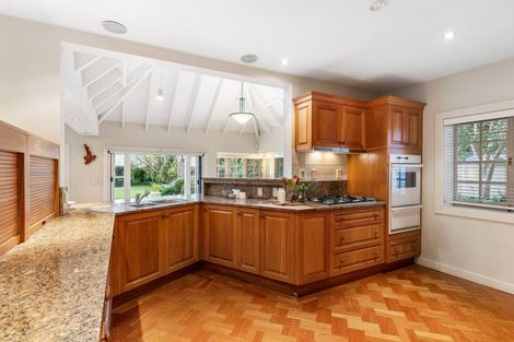 Photo of property in 7 Marine Terrace, Bayswater, Auckland, 0622