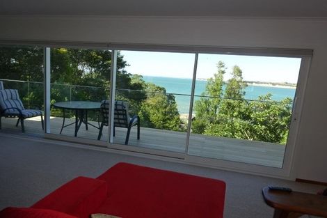 Photo of property in 2b Arkles Drive, Arkles Bay, Whangaparaoa, 0930