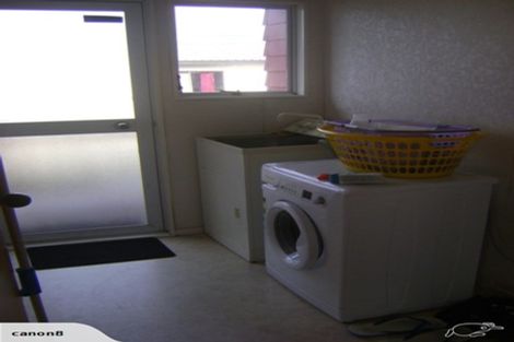 Photo of property in 33 Addison Drive, Glendene, Auckland, 0602