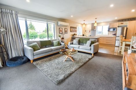 Photo of property in 19 Simons Street, Twizel, 7901