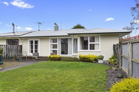 Photo of property in 2/55 Edward Street, Rangiora, 7400
