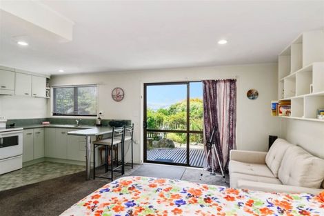 Photo of property in 21 Grand Vue Road, Kawaha Point, Rotorua, 3010