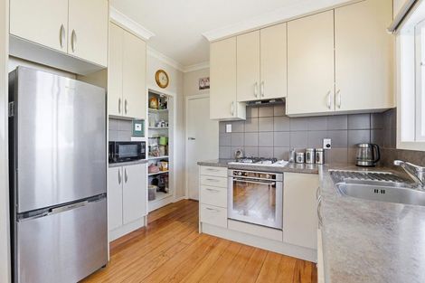 Photo of property in 19 Stark Street, Durie Hill, Whanganui, 4500