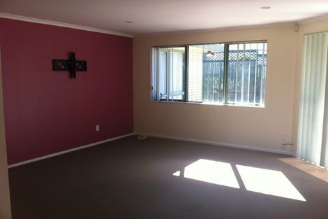 Photo of property in 3 Frederick Reece Drive, The Gardens, Auckland, 2105