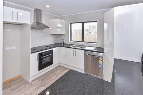 Photo of property in 67b Arimu Road, Papakura, 2110