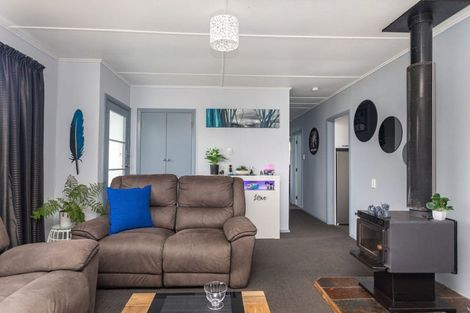 Photo of property in 881 Cowper Road, Dannevirke, 4976