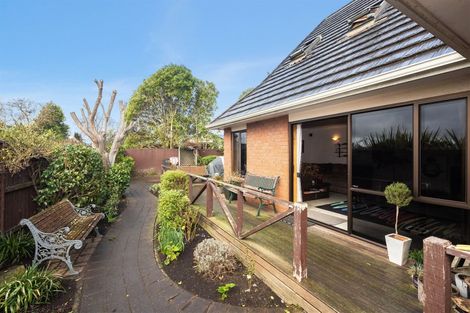 Photo of property in 27 Stillwater Avenue, Burwood, Christchurch, 8083