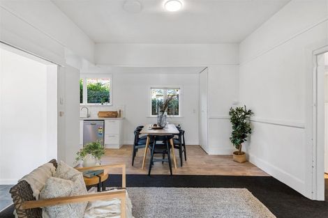 Photo of property in 28 Straven Road, Riccarton, Christchurch, 8011