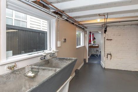 Photo of property in 35 St Marys Road, Saint Marys Bay, Auckland, 1011