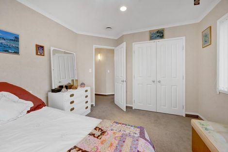 Photo of property in 24 Brown Street, Inglewood, 4330