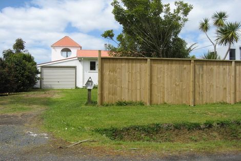 Photo of property in 113 Ferry Parade, Herald Island, Auckland, 0618