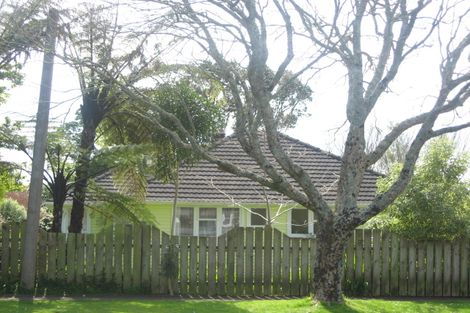 Photo of property in 21 Woodleigh Street, Frankleigh Park, New Plymouth, 4310