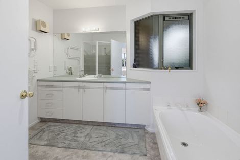 Photo of property in 8 Idesia Grove, Richmond, 7020