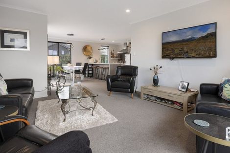 Photo of property in 112 Sentinel Avenue, Omokoroa, 3114