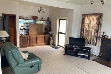 Photo of property in 16 Cameron Road, Te Puke, 3119