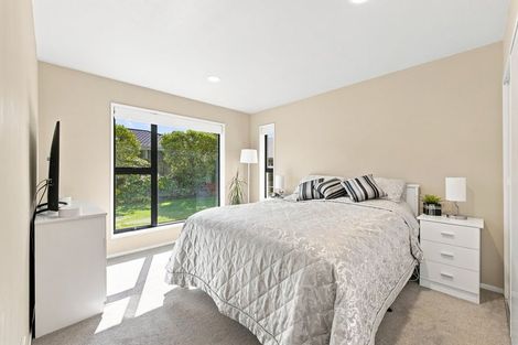 Photo of property in 52 Anglesea Avenue, Parklands, Christchurch, 8083