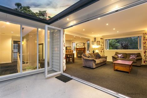 Photo of property in 109 Parker Road, Oratia, Auckland, 0604