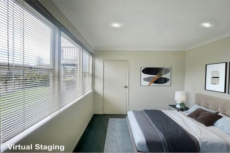 Photo of property in 40 Chatsworth Crescent, Pakuranga Heights, Auckland, 2010