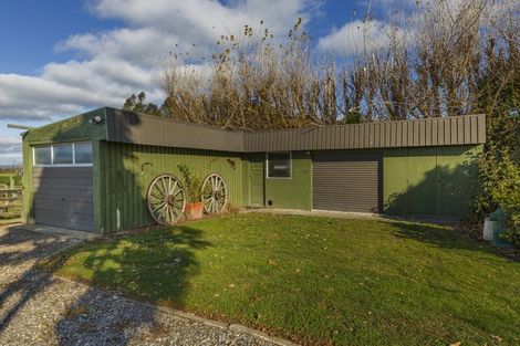 Photo of property in 136 Pharazyn Road, Feilding, 4777