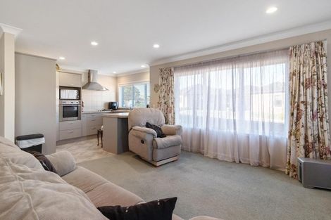 Photo of property in 16 Burr Street, Cambridge, 3434