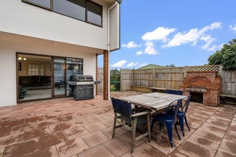 Photo of property in 9 Kerwood Place, Gore, 9710