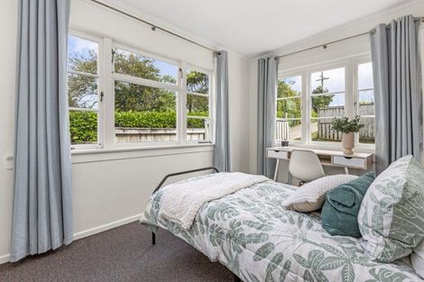 Photo of property in 66a Wainui Road, Raglan, 3225