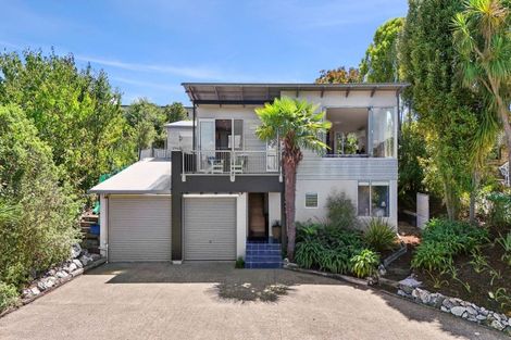 Photo of property in 25 Cook Crescent, Kaiteriteri, Motueka, 7197