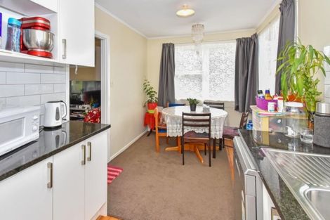 Photo of property in 22 Eastburn Street, Papakura, 2110