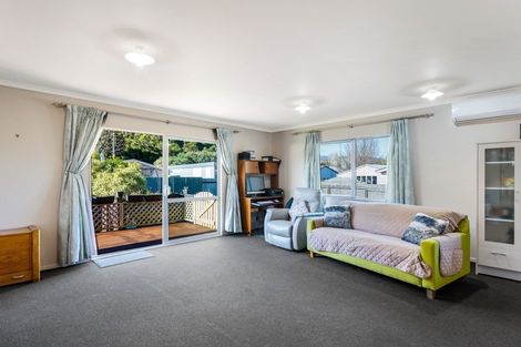 Photo of property in 6b Pokaka Street, Birchville, Upper Hutt, 5018