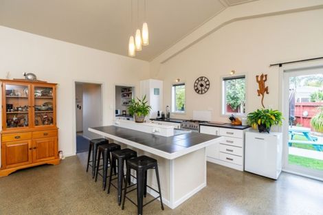 Photo of property in 10 Bootmaker Avenue, Waipu, 0510