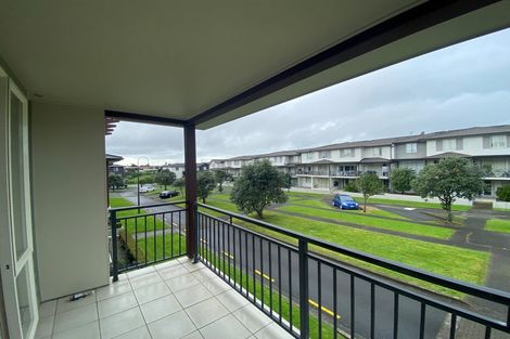 Photo of property in 5/32 Opito Way, East Tamaki, Auckland, 2013