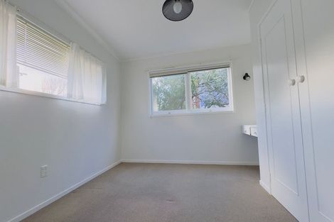 Photo of property in 247 Forrest Hill Road, Forrest Hill, Auckland, 0620