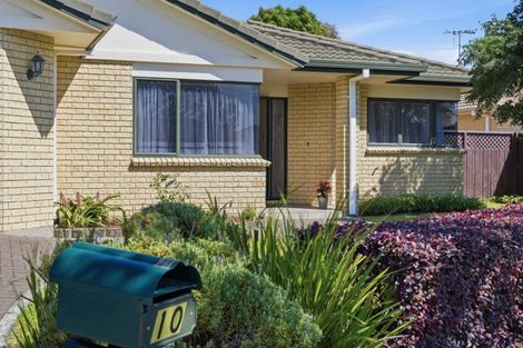 Photo of property in 10 Denny Hulme Drive, Mount Maunganui, 3116