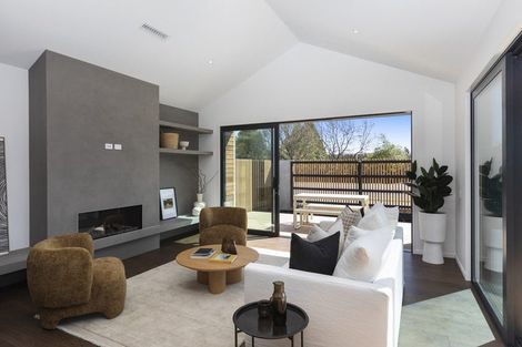 Photo of property in 160 Gardiners Road, Harewood, Christchurch, 8051