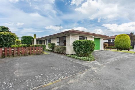 Photo of property in 6 Youngs Road, Papakura, 2110