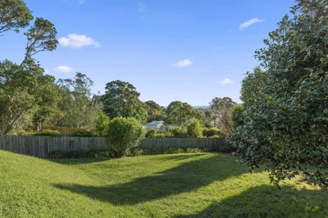 Photo of property in 11 Valley View Road, Glenfield, Auckland, 0629