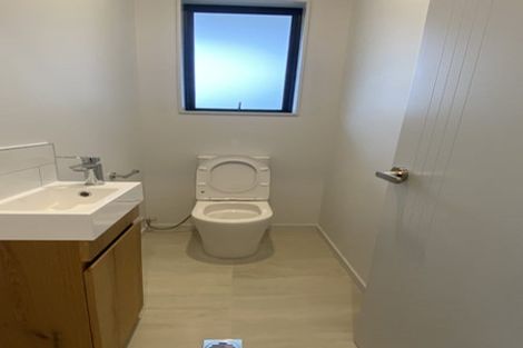 Photo of property in 32b Potter Avenue, Northcote, Auckland, 0627