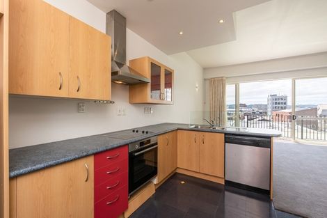 Photo of property in De Vere Apartments, 9/23 Tennyson Street, Te Aro, Wellington, 6011
