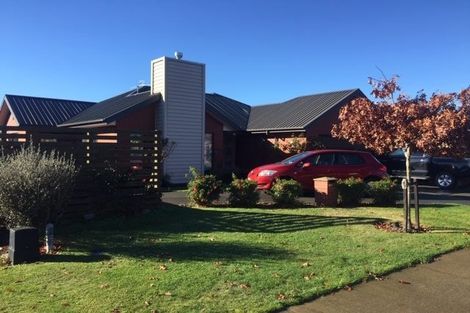 Photo of property in 4 Kotare Avenue, Rangiora, 7400