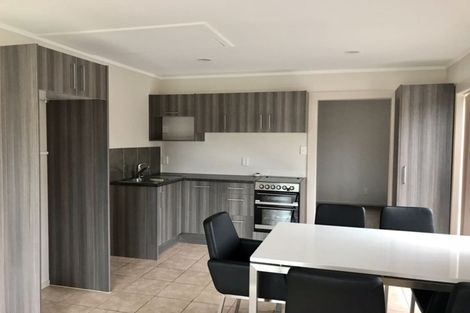 Photo of property in 6 Top Road, Dairy Flat, Albany, 0792