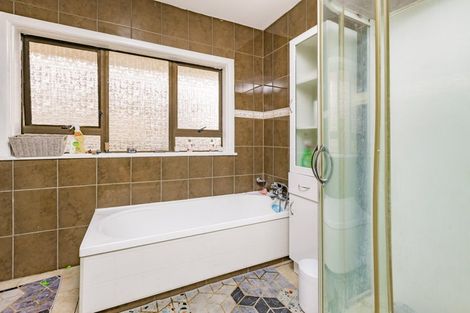 Photo of property in 3 Sunnyside Crescent, Papatoetoe, Auckland, 2025