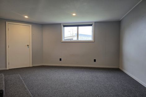 Photo of property in 15 Leeton Drive, Waipukurau, 4200